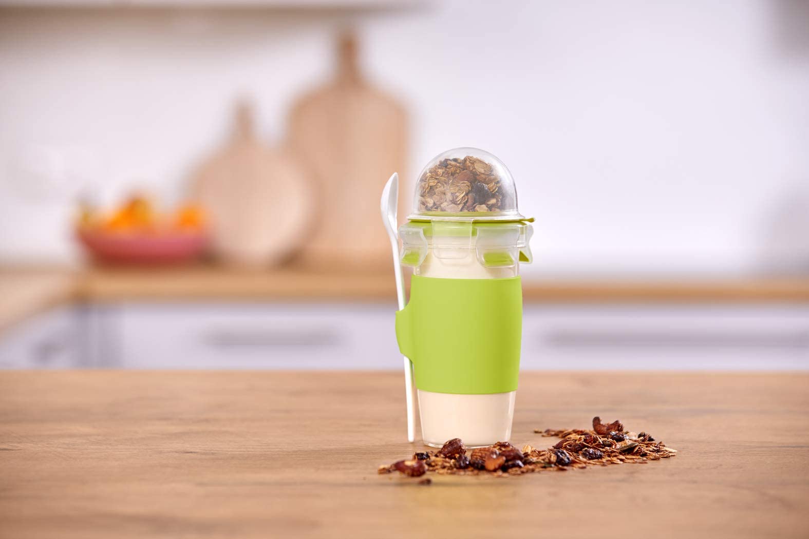 emsa-clip-go-yoghurtbecher-0-45-l-rund-mit-l-ffel-und-topping-fach-100-auslaufsi image 2