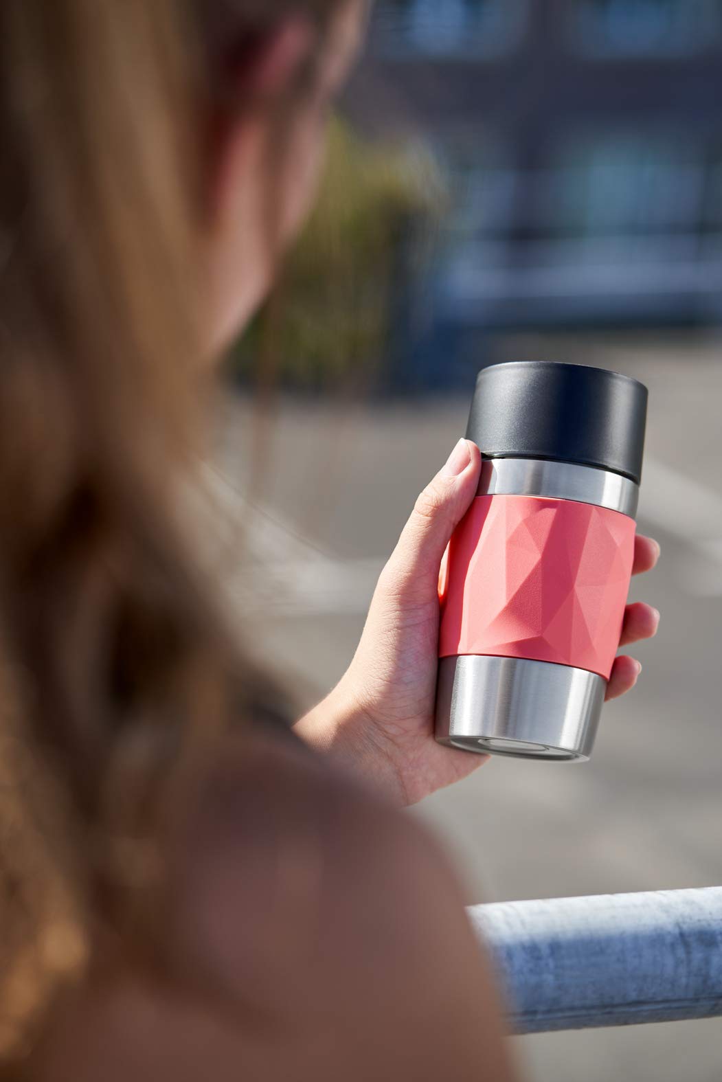 emsa-travel-mug-compact-n21604-isolierbecher-aus-edelstahl-0-3-liter-3h-hei-6h-k image 4