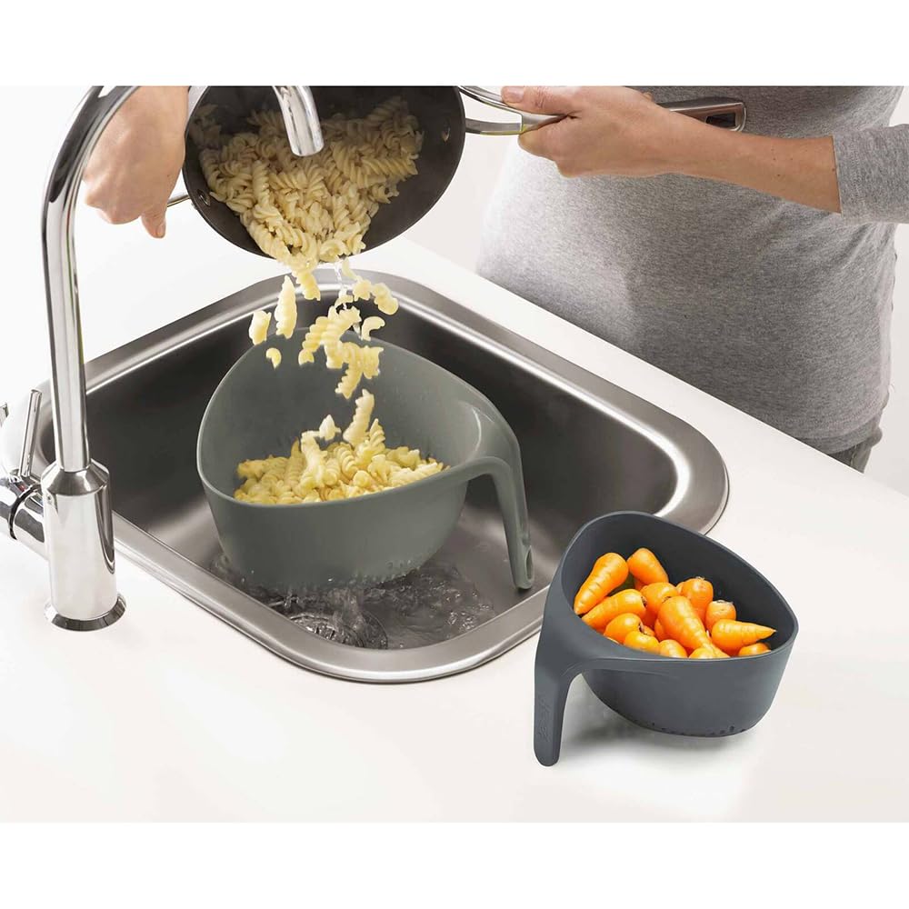 joseph-joseph-nest-2-teiliges-k-chensieb-set-nudel-und-gem-sesieb-mit-sch-ttrand image 2