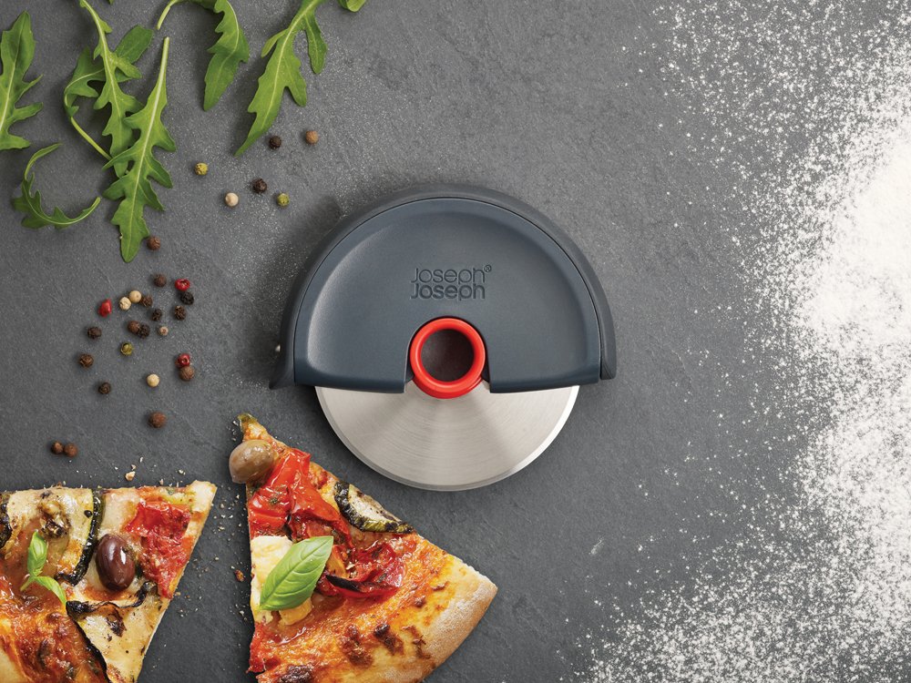 joseph-joseph-disc-compact-pizzaschneider-mit-edelstahlklinge-abnehmbar-silikong image 3