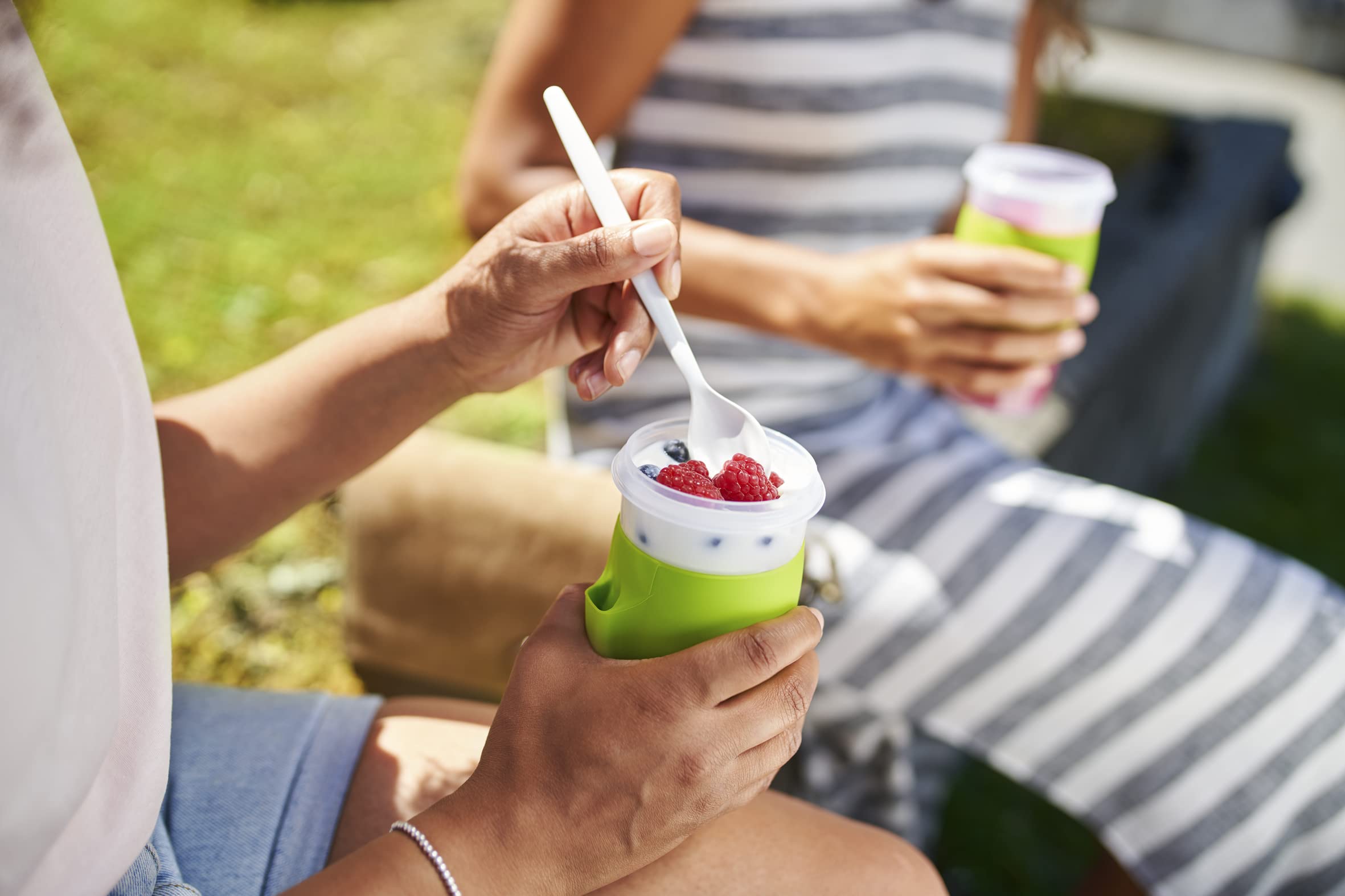 emsa-clip-go-smoothiebecher-0-45-l-rund-100-dicht-mit-frischedichtung-transparen image 4