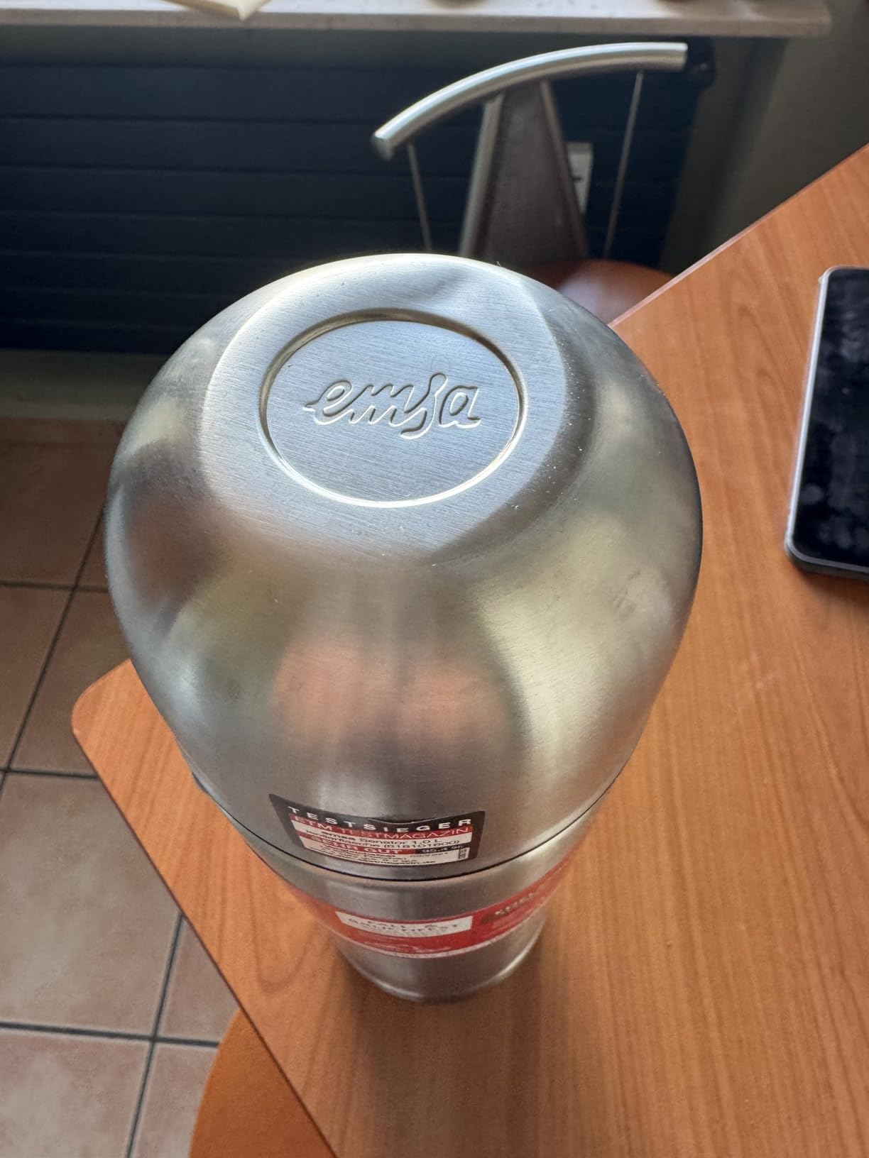 SOLIDE Thermoskanne von Emsa