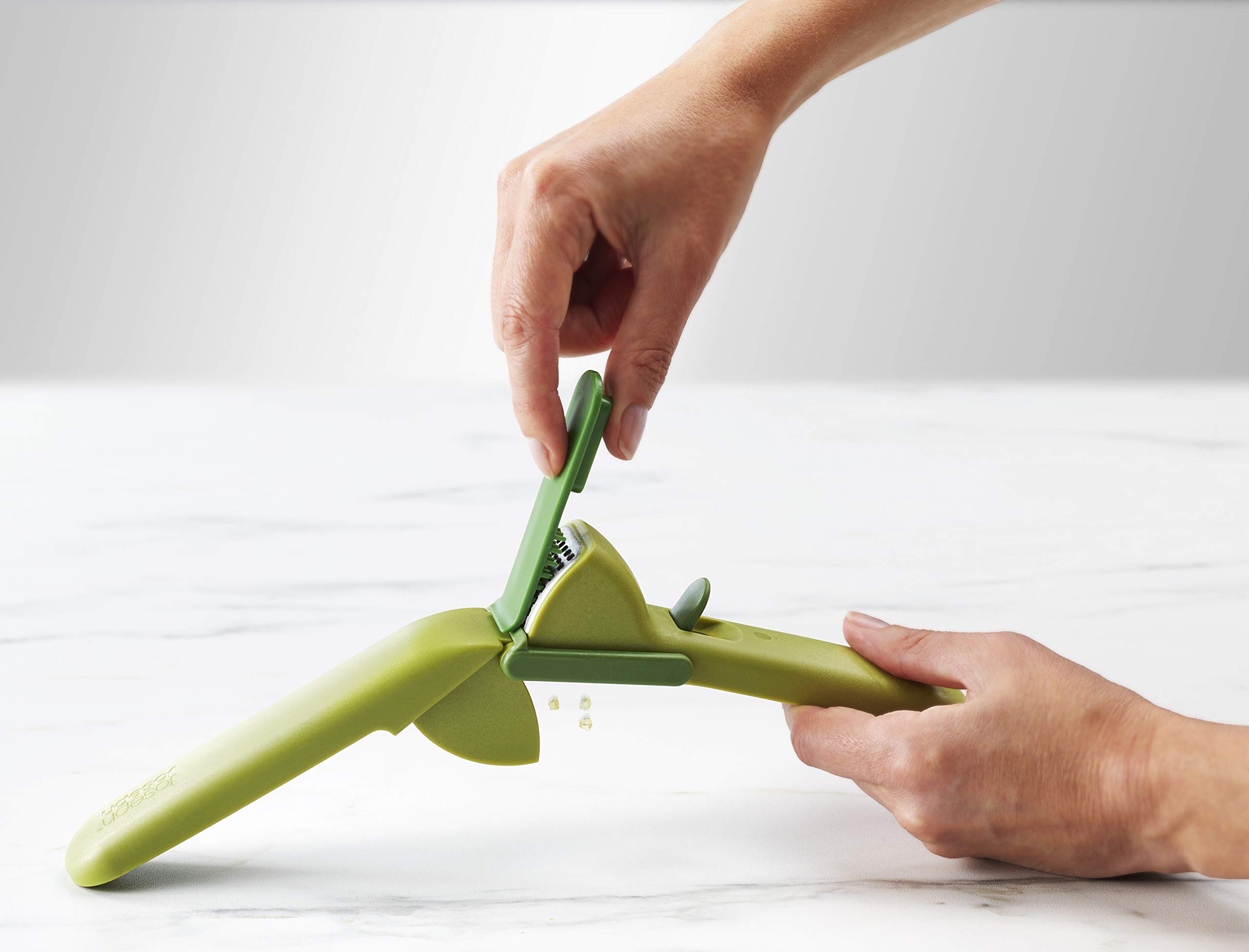 joseph-joseph-cleanforce-knoblauchpresse-mit-wischblatt-und-reinigungstool-leich image 4