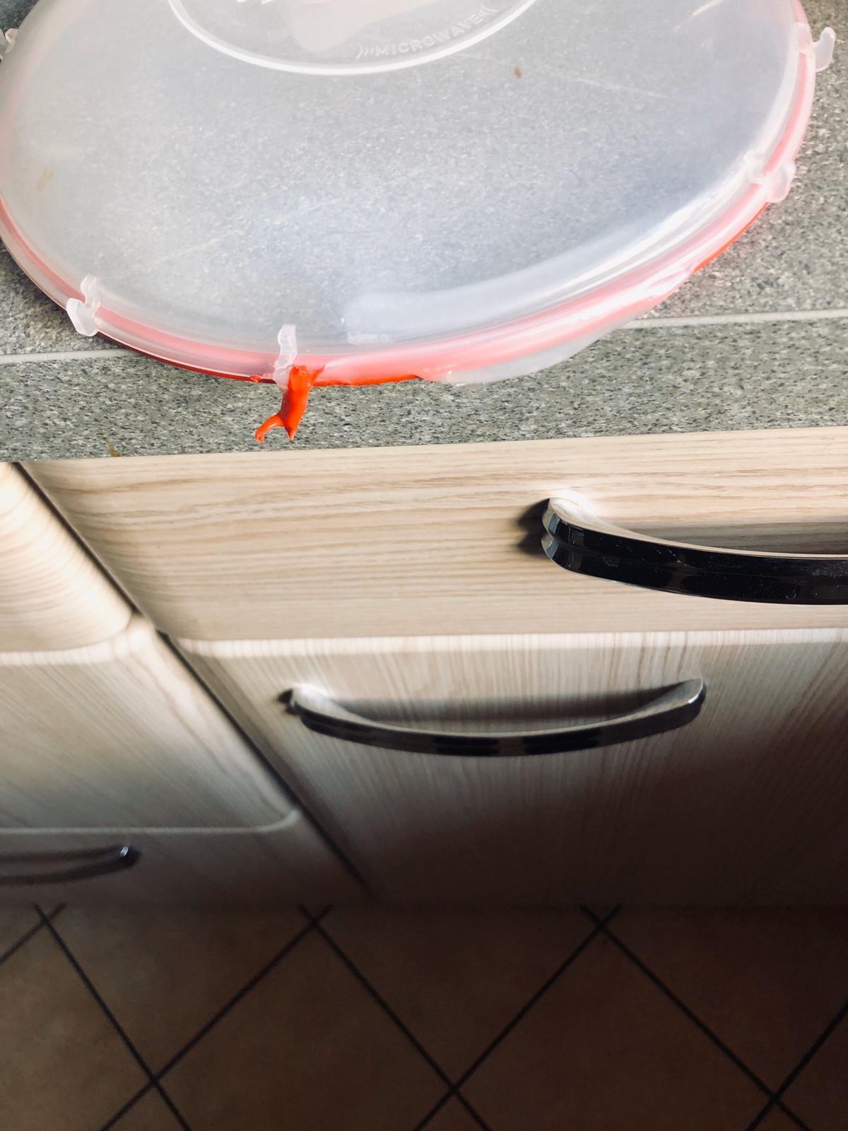 Praktischer Alltagsbehälter