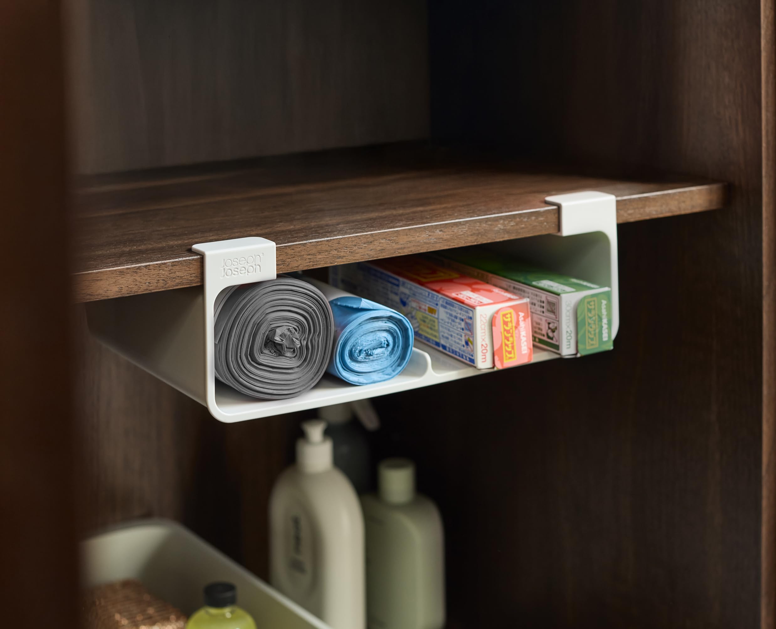 joseph-joseph-cupboardstore-folienhalter-zur-montage-unter-dem-regal-werkzeuglos image 3