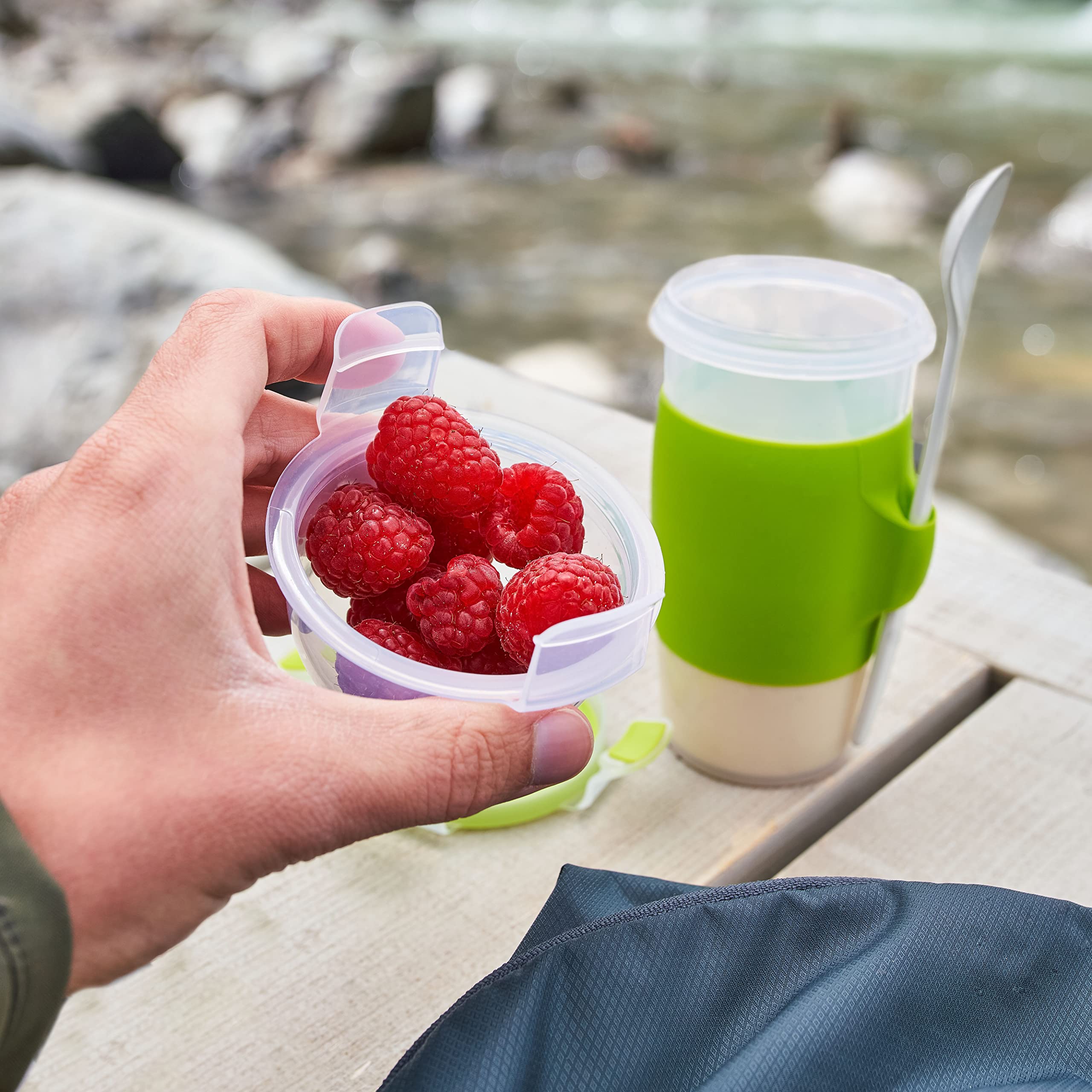 emsa-clip-go-yoghurtbecher-0-45-l-rund-mit-l-ffel-und-topping-fach-100-auslaufsi image 5