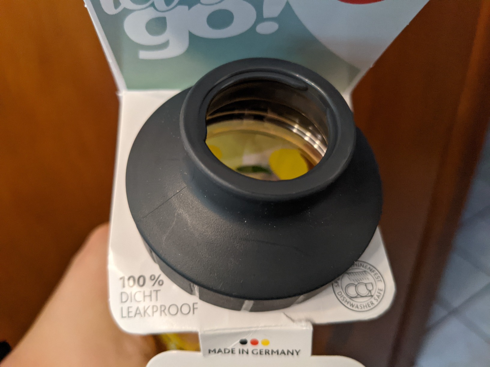 Solide, aber Deckel etwas fummelig