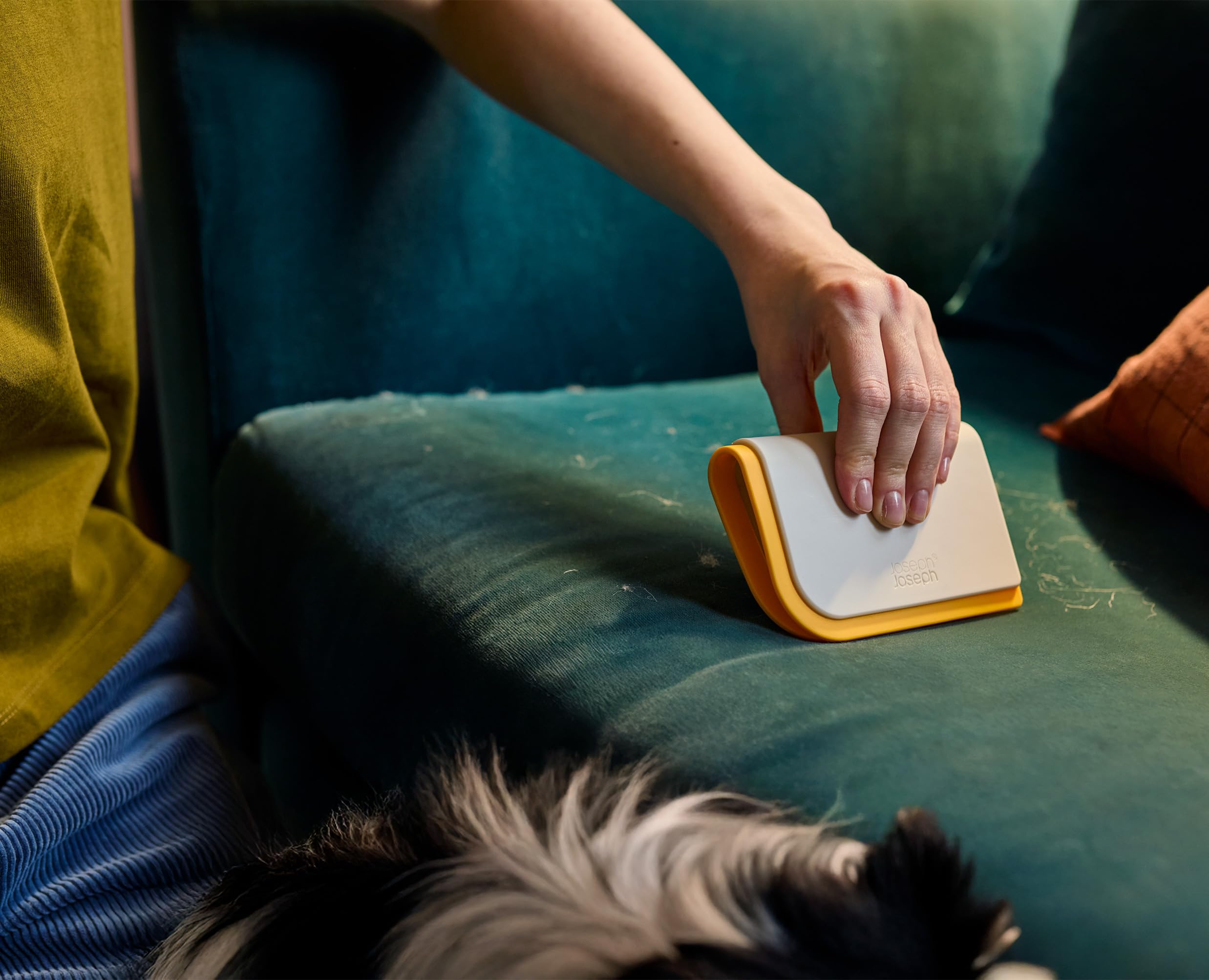 joseph-joseph-cleantech-3-in-1-tierhaarentferner-manuelle-polsterb-rste-f-r-sofa image 3